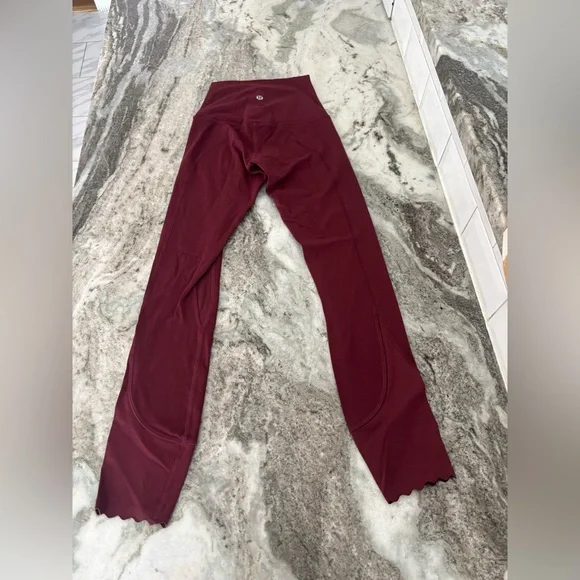 Lululemon Burgundy Leggings, SIZE 0 - Picture 1 of 7